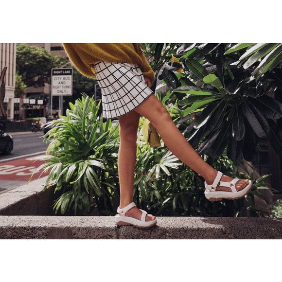 NWT Teva Hurricane XLT2 Ampsole Sport Sandal in Bright White in Original Box Siz - Picture 2 of 3